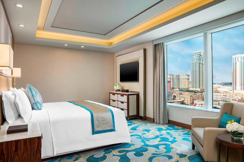 1 Bedroom, Metropolitan, Suite, King Bed