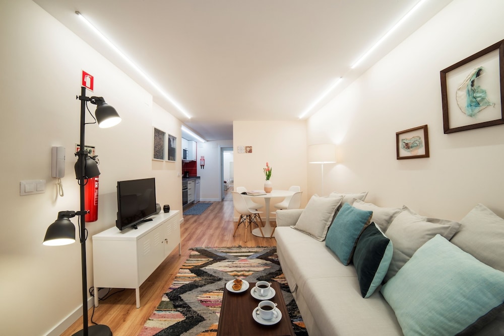 Lis Apartments 40/66