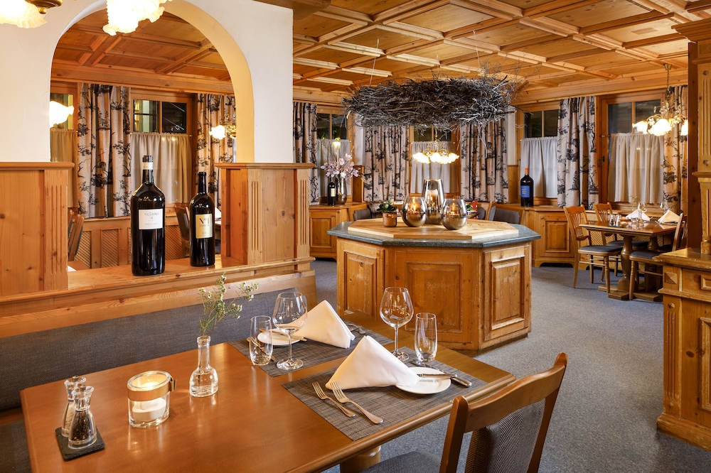 Hirschen Wildhaus Swiss Quality Hotel 25/50
