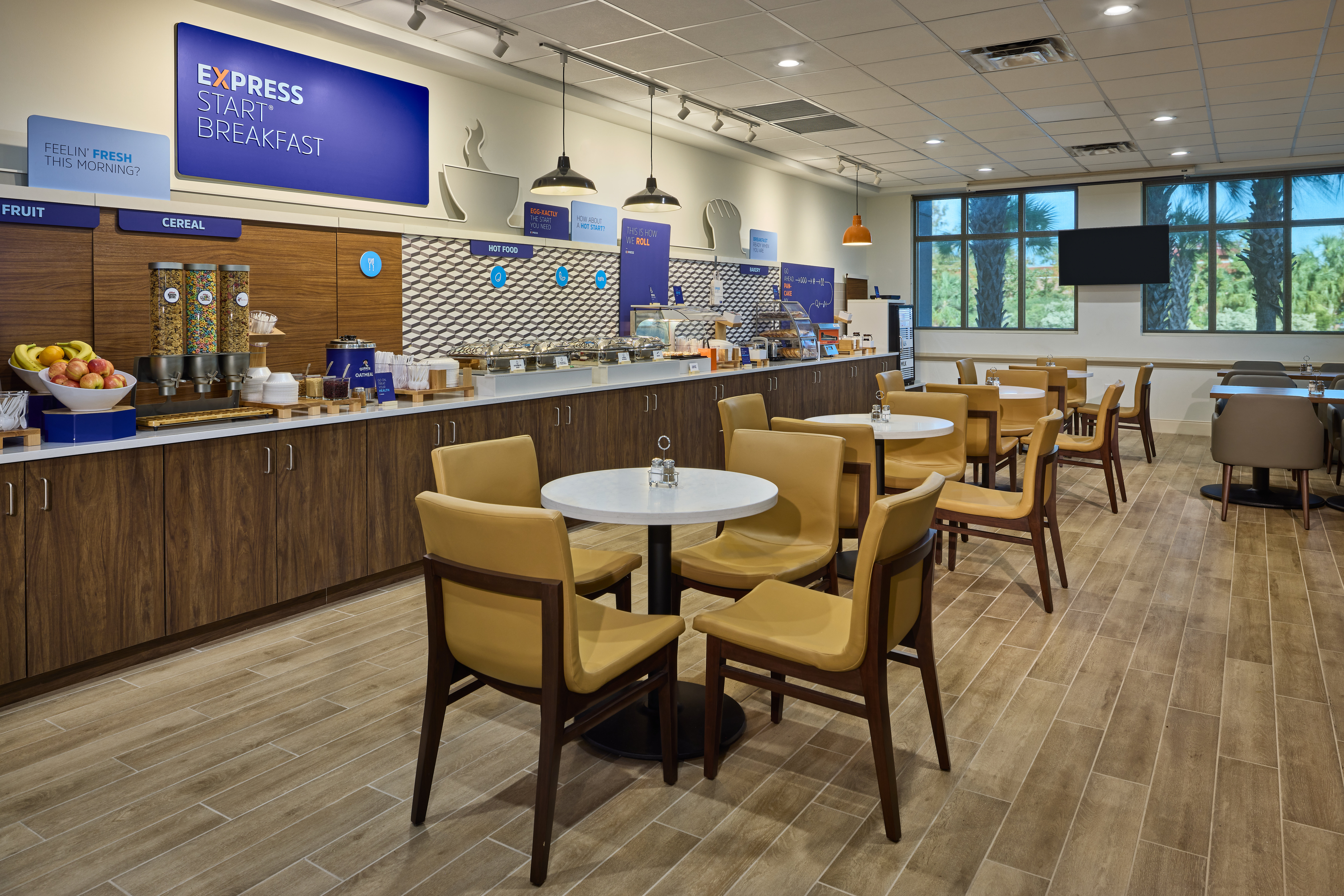 Holiday Inn Express & Suites Charleston Dwtn - Westedge, an IHG Hotel 28/34