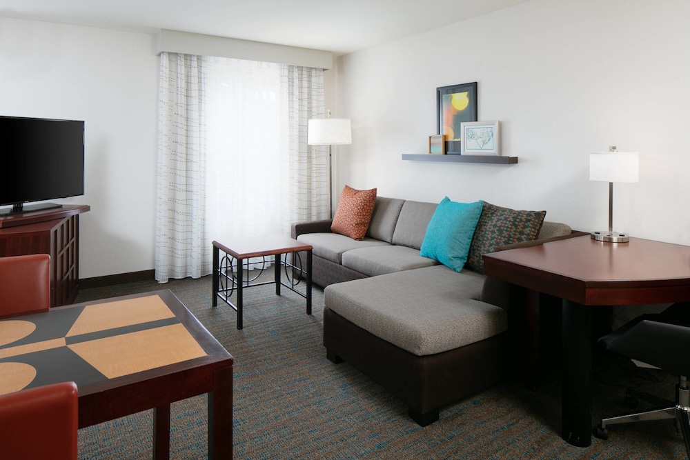 Residence Inn By Marriott Lincoln South 32/40