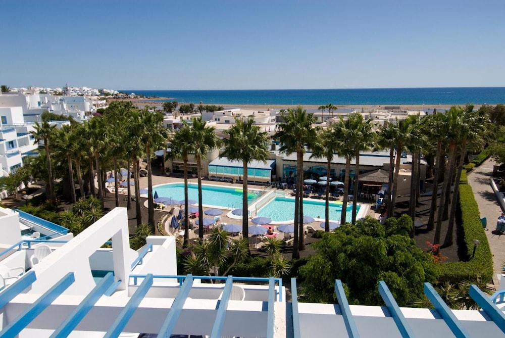 Aparthotel Costa Mar 16/23
