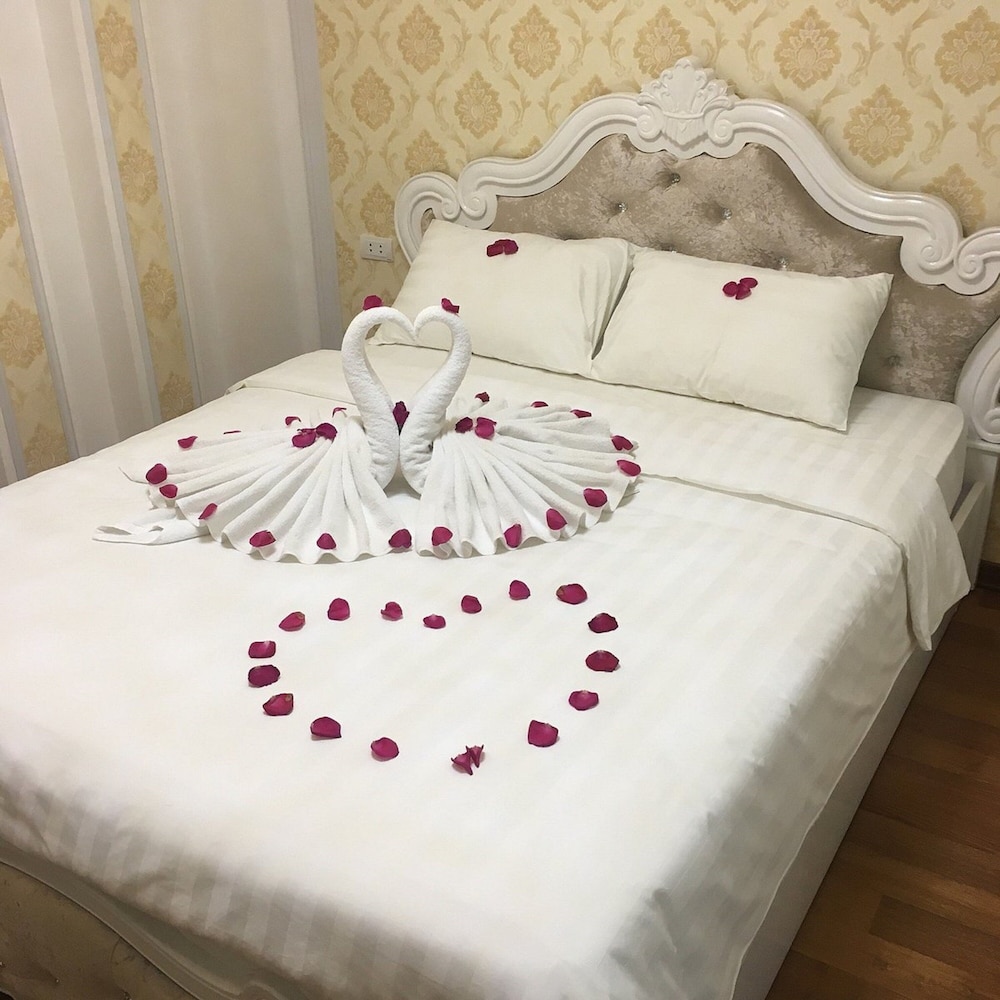 Hanoi Cristina Hotel & Travel 5/28