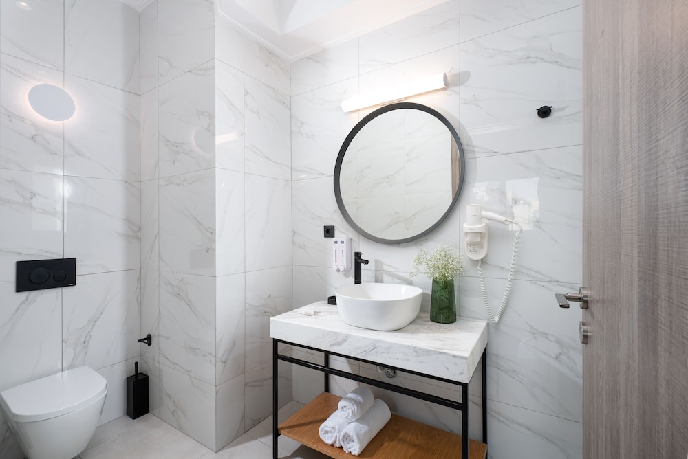 Enattica Suites 45/50