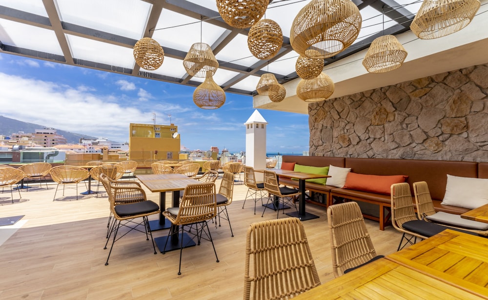 Hotel Dwo Nopal 25/30