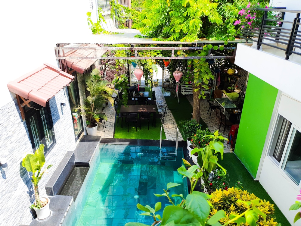 Anh Family Homestay 62/67