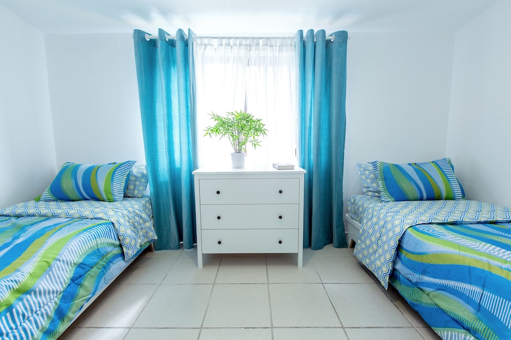 Beach Bungalows Los Corales 16/50