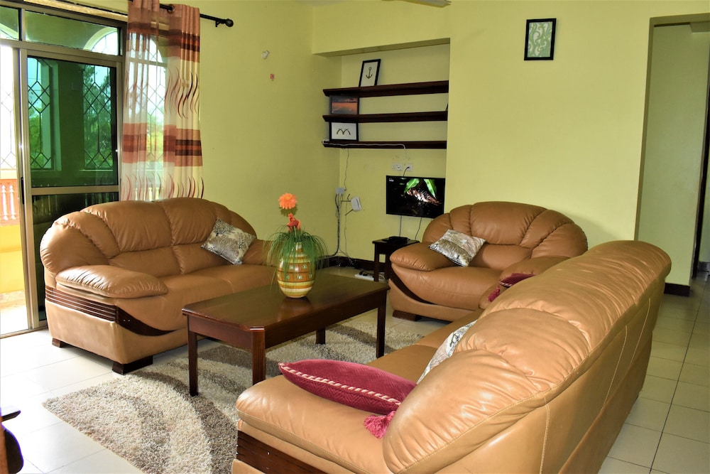 Suswa Six Apartment 7/13