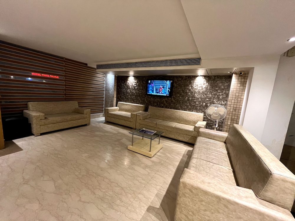 Mayur Hotel 27/49