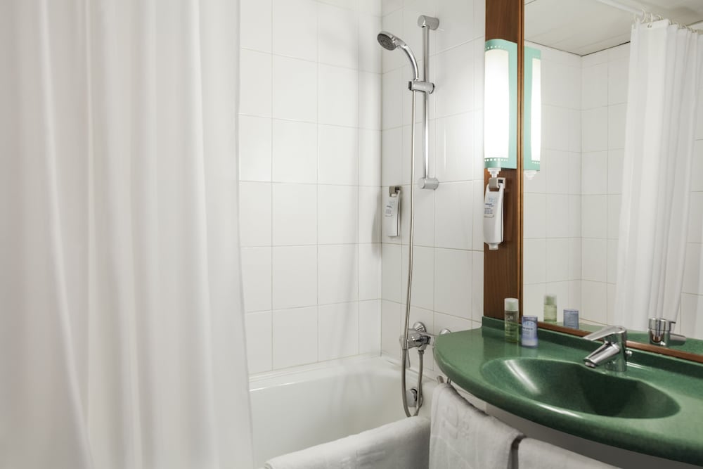 Ibis Porte De Bercy 15/69