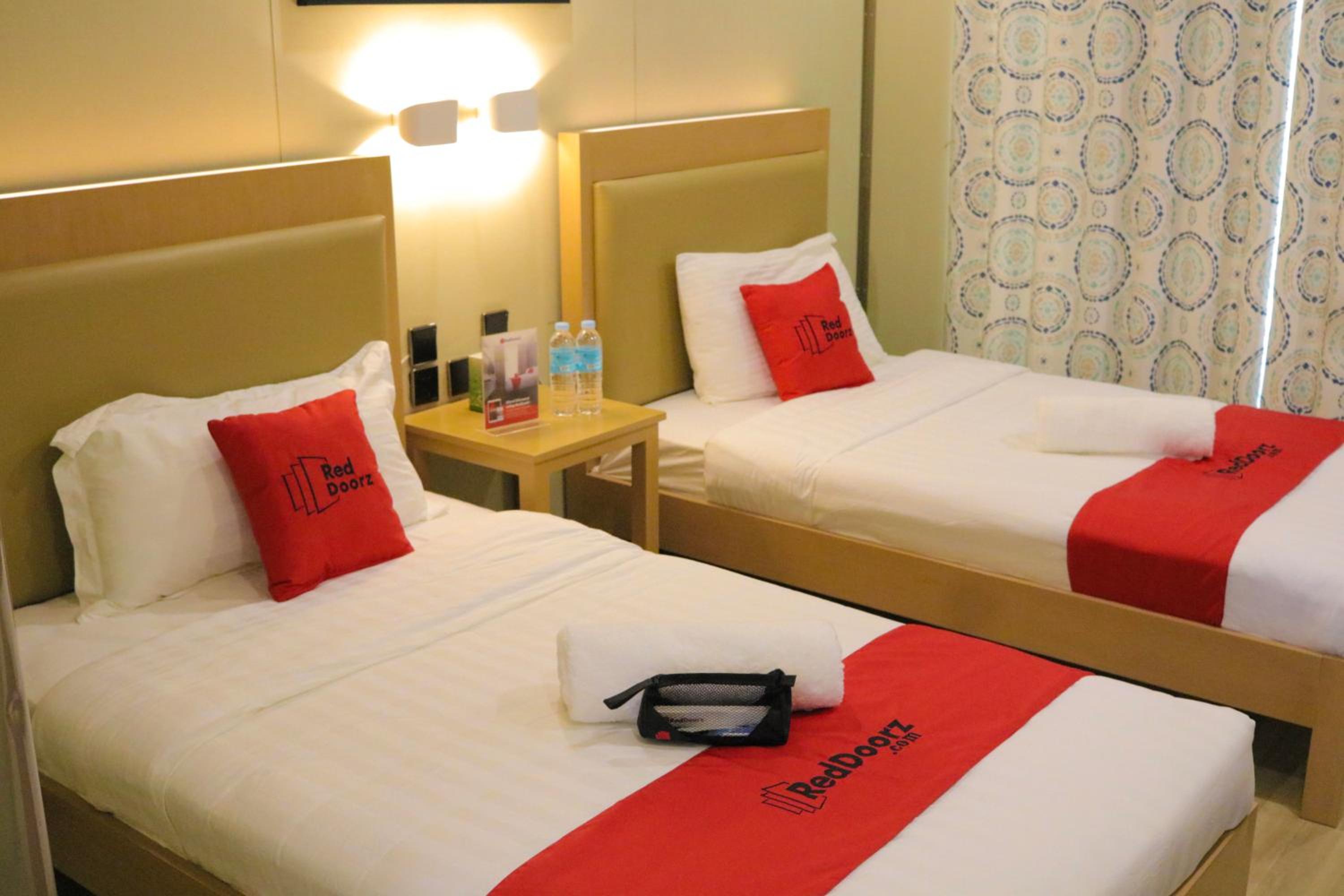 Reddoorz Plus As Fortuna Cebu 32/65