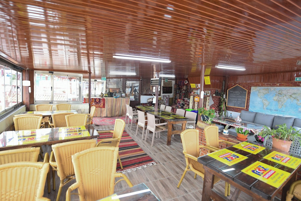 Anz Guesthouse 30/50