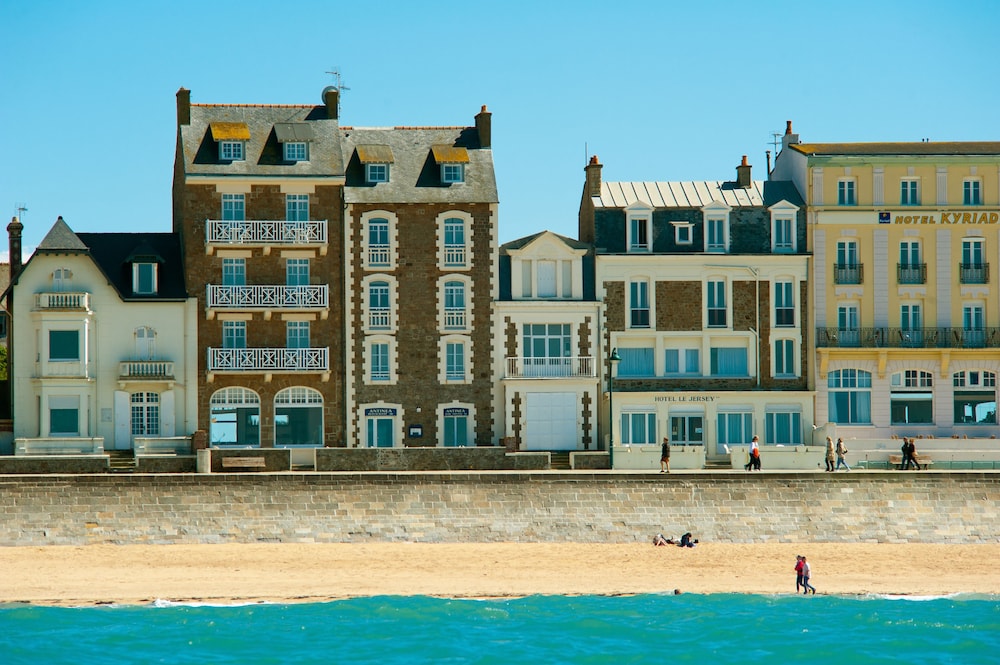 Le Jersey Hotel 27/33