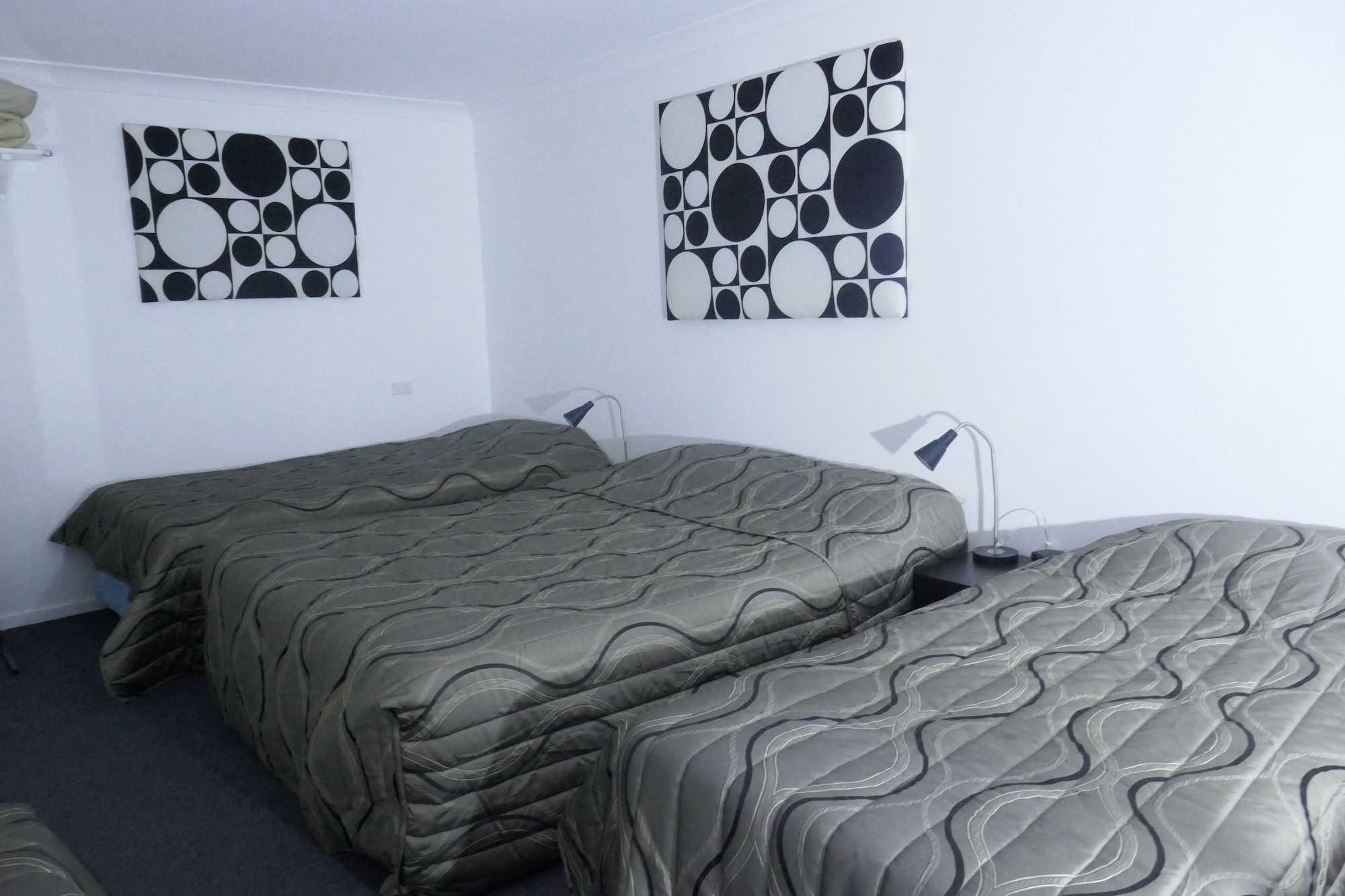 Family, Multiple Beds