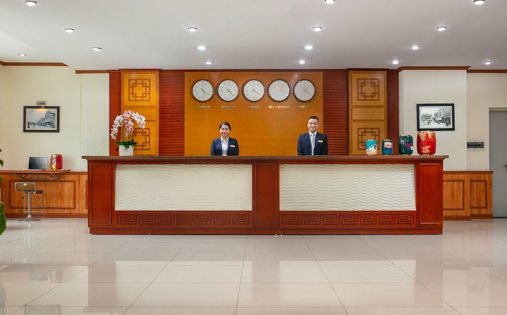 A25 Hotel - 705 Lac Long Quan 7/65
