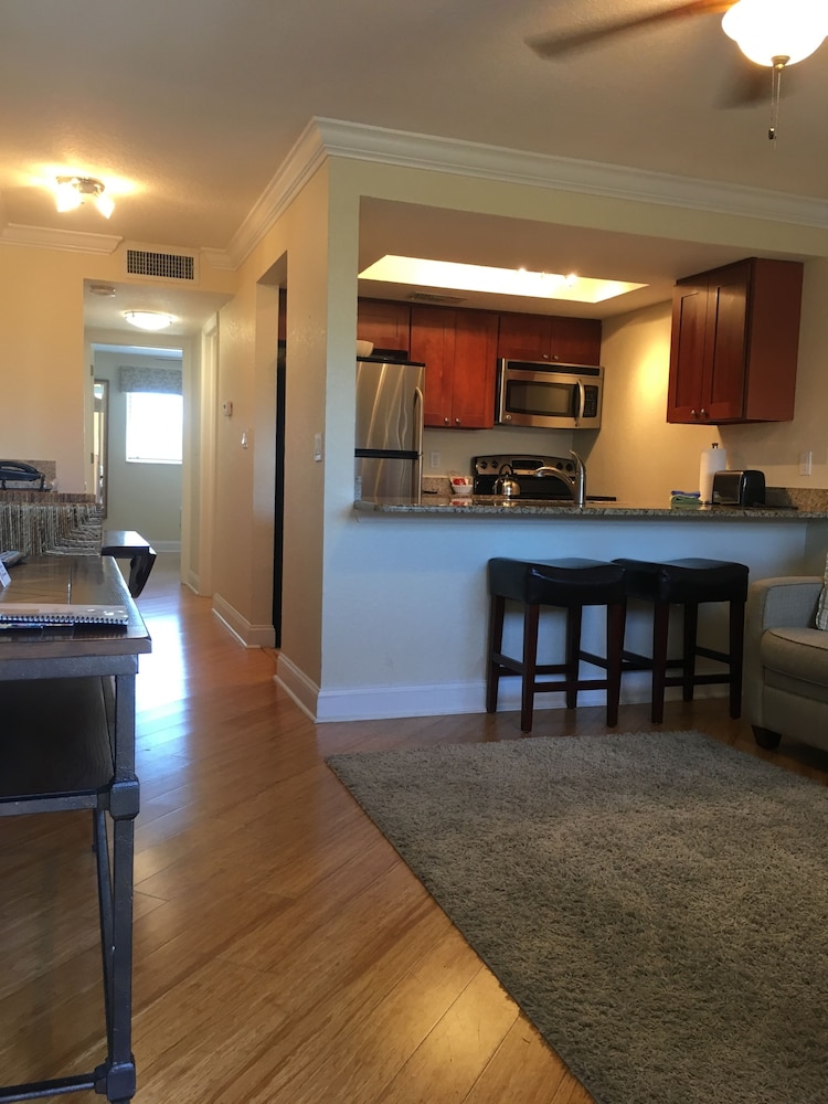 Westwinds Waterfront Resort 26/34