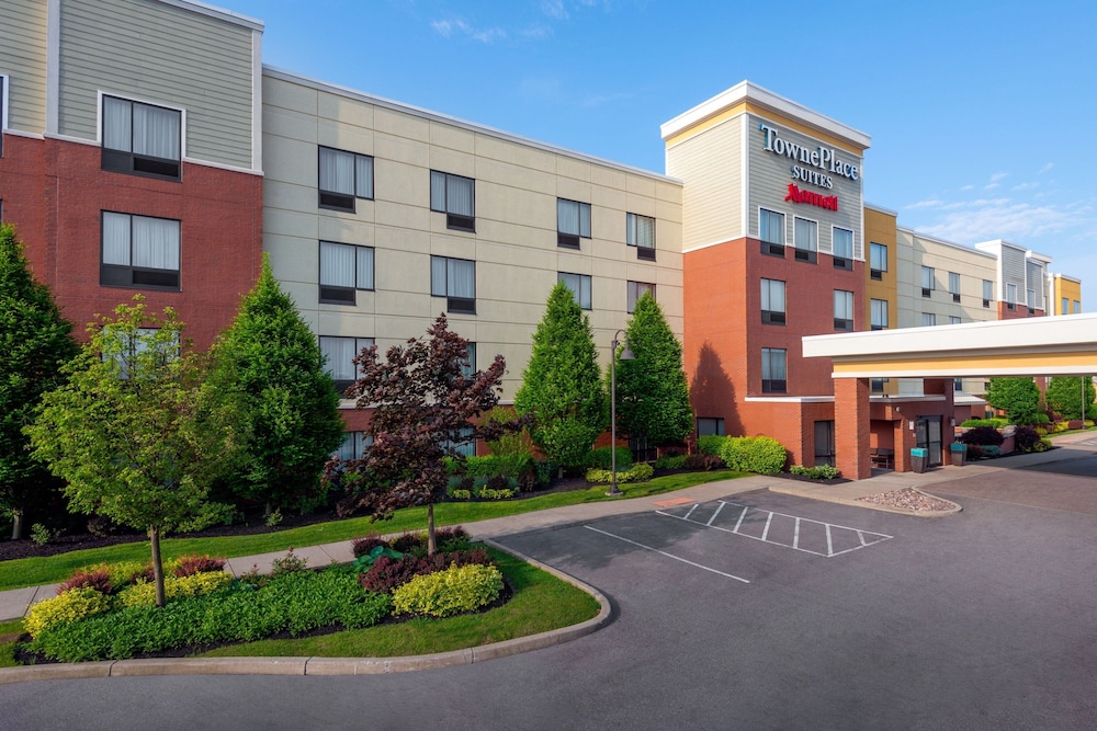 TOWNEPLACE SUITES BUFFALO AIRPORT 40/50