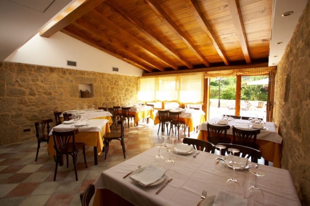 Hotel Vila Do Val 45/56