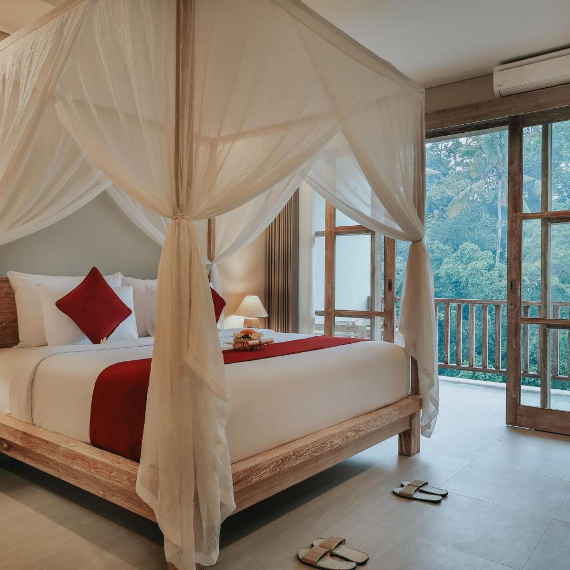 Deluxe, King Bed, Valley View