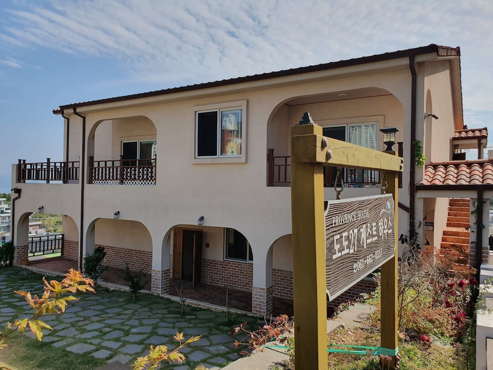 Dodo27 Guest House 5/50