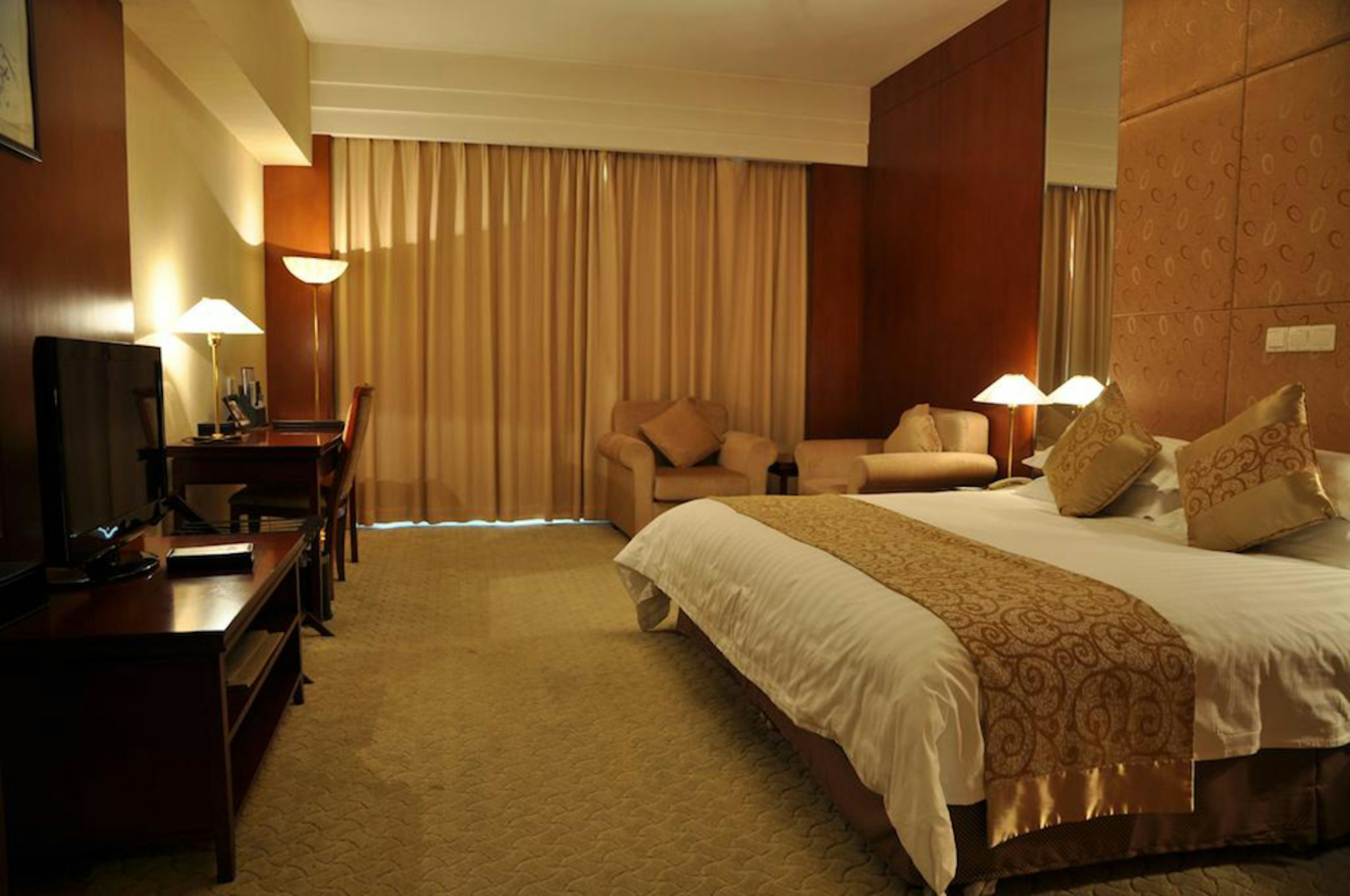 NEW CENTURY HOTEL NINGHAI 11/19