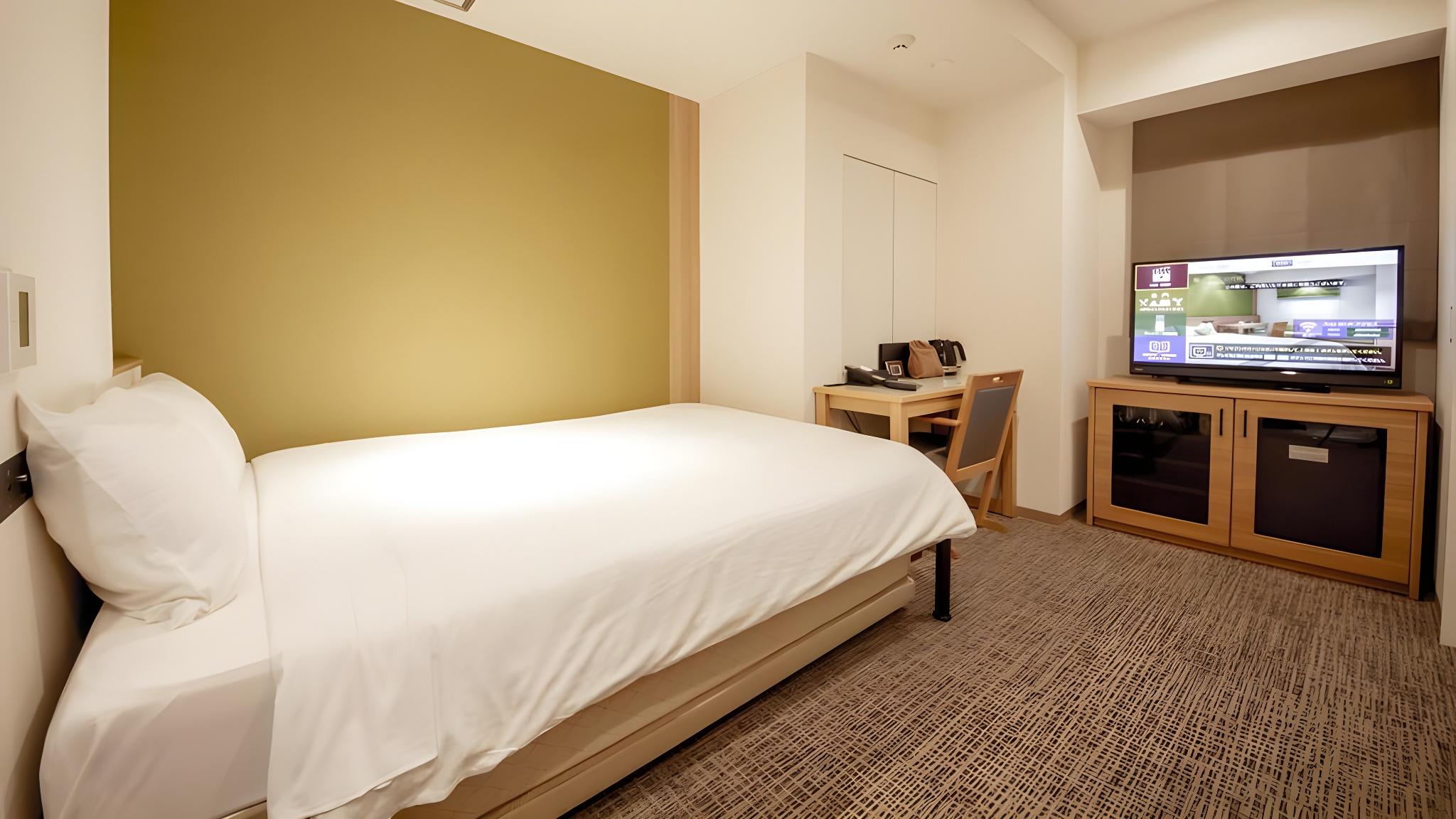 Universal, Double Bed