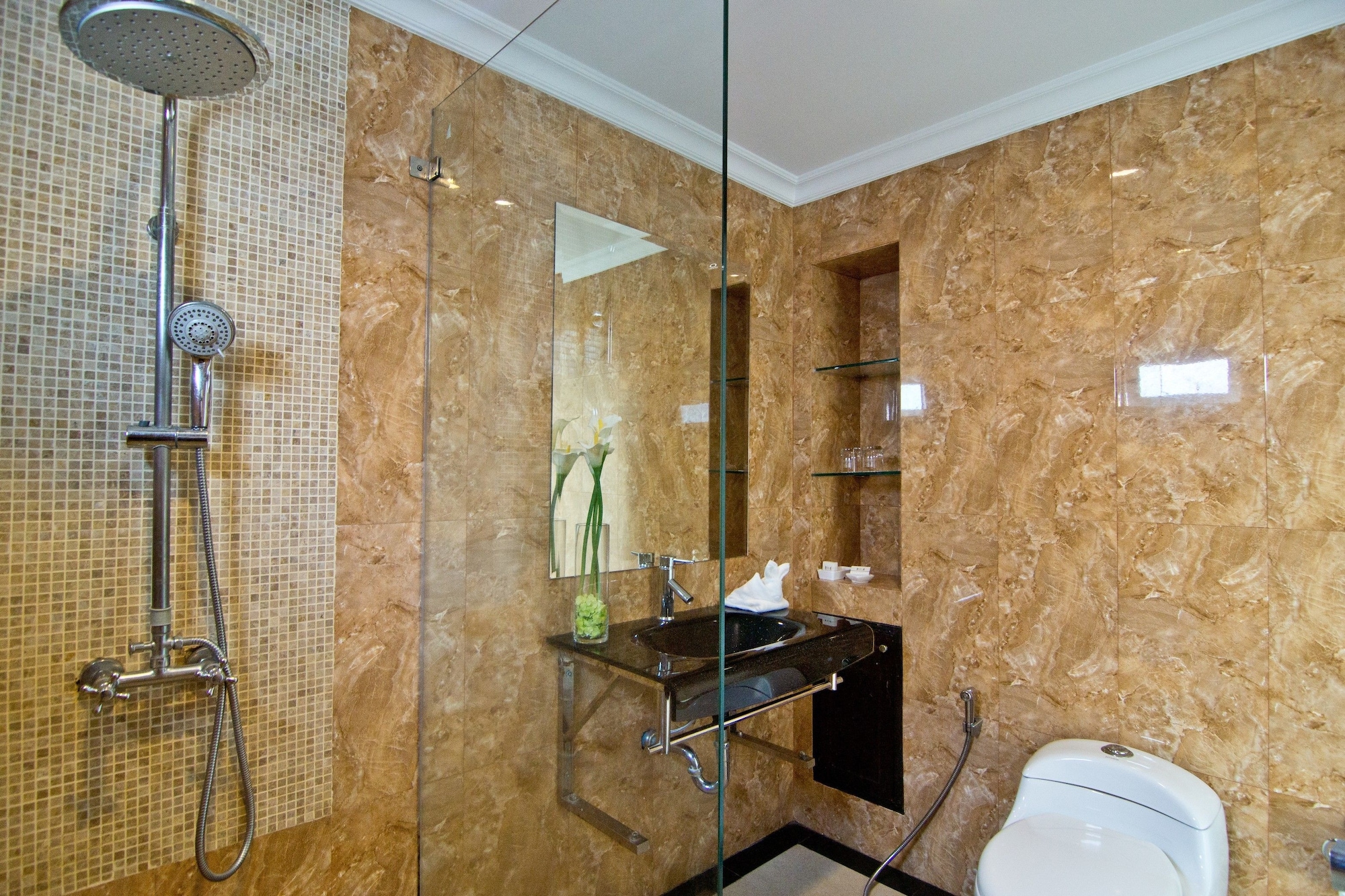 غرفة قياسية بسريرين منفصلين، Lk Mantra Pura Resort 3/4