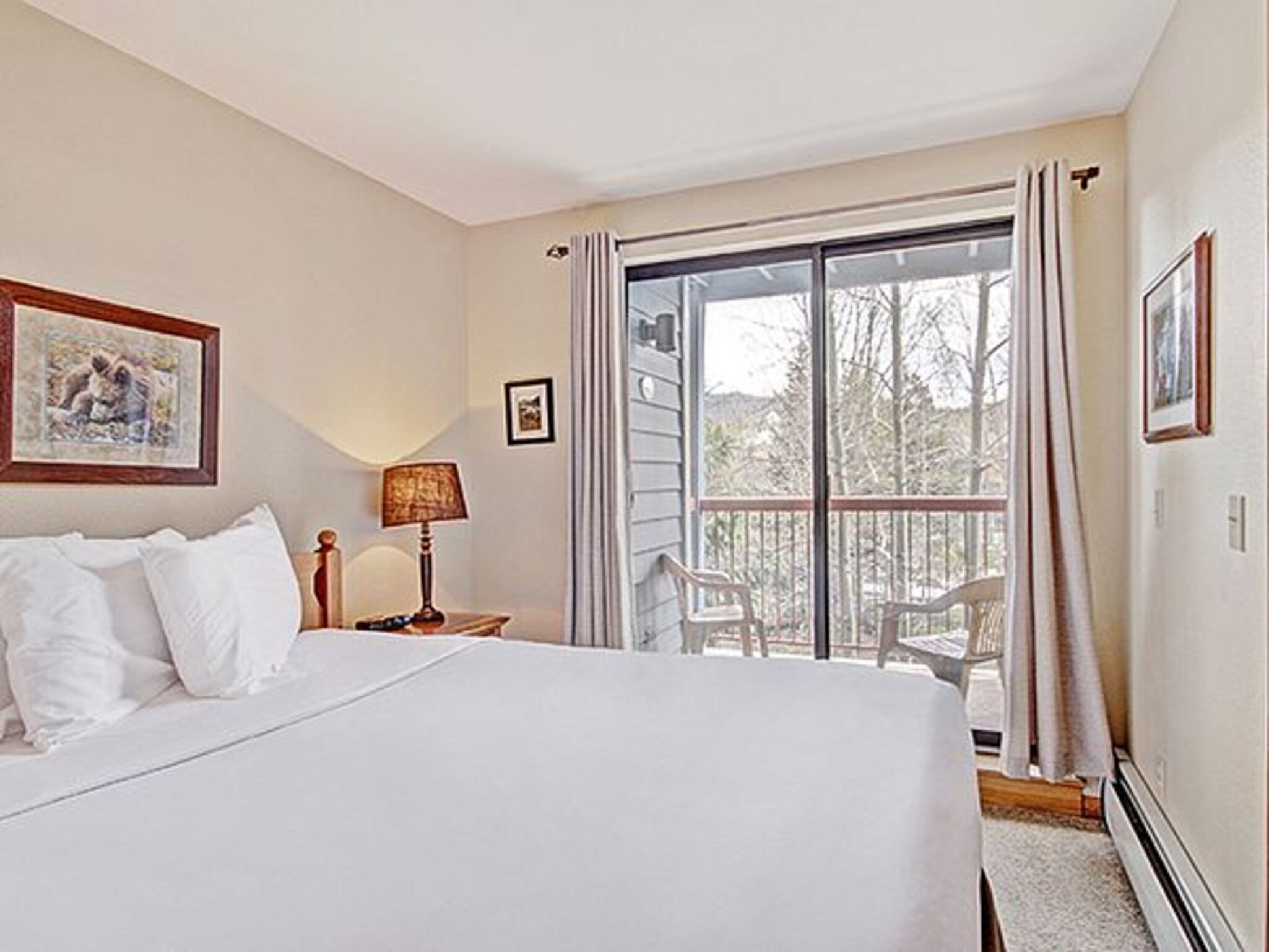 1 Bedroom, Condominium