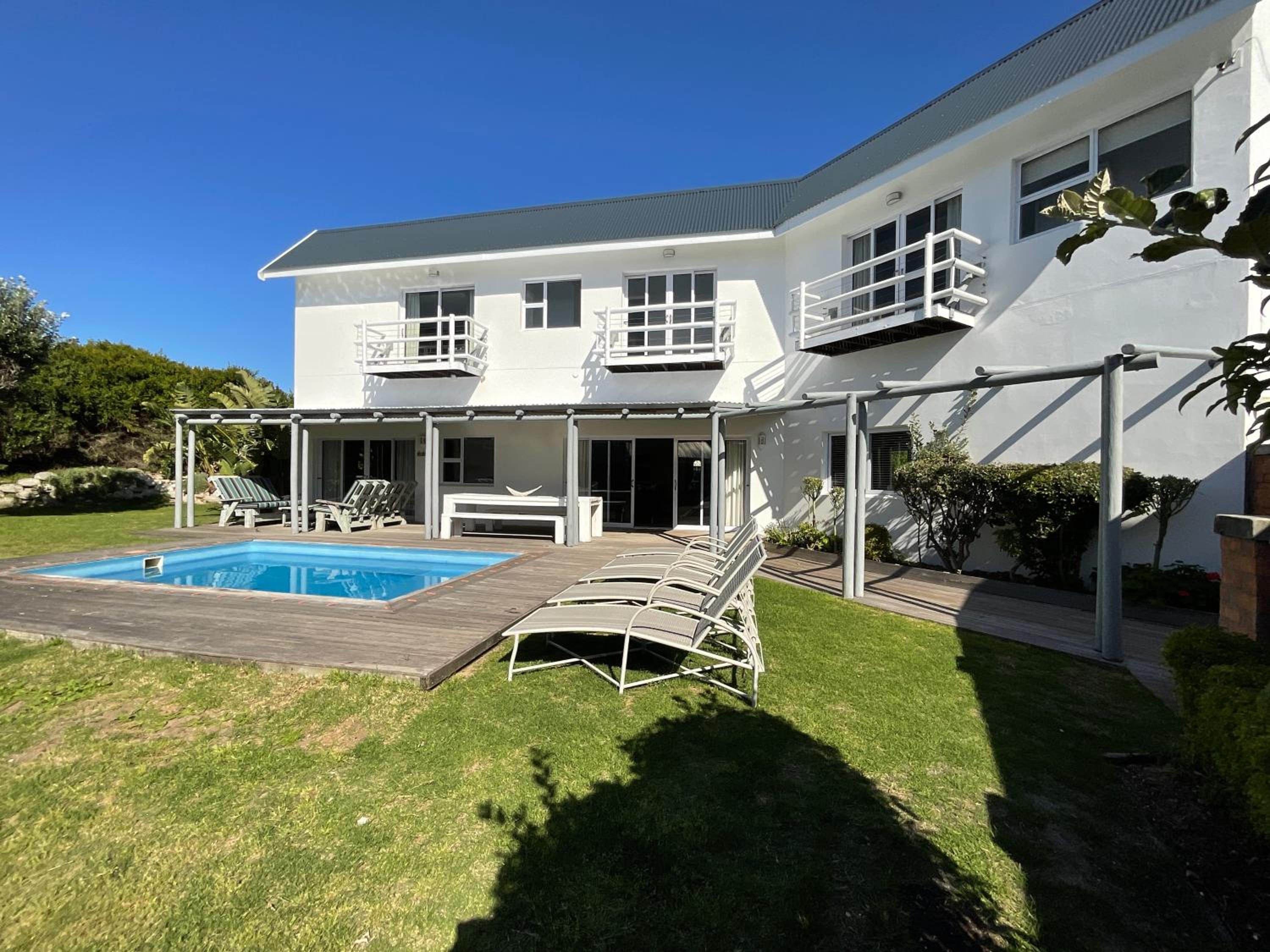 Beach Break Guest Houses and Villas 41/50
