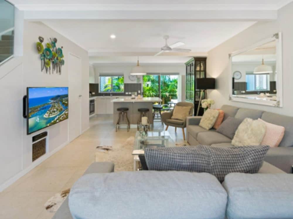 NOOSA PLACE RESORT 47/74