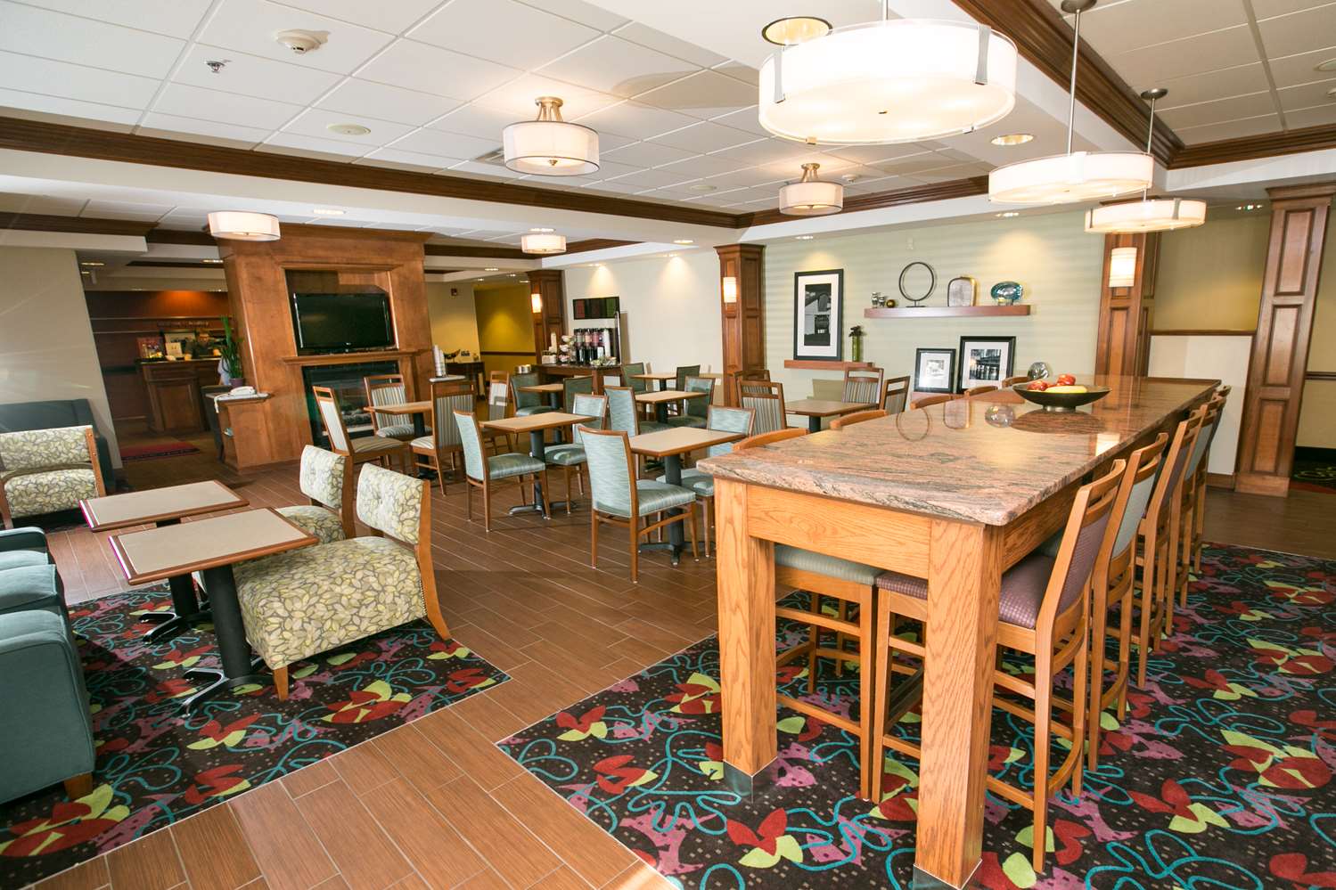 restaurant cafeteria