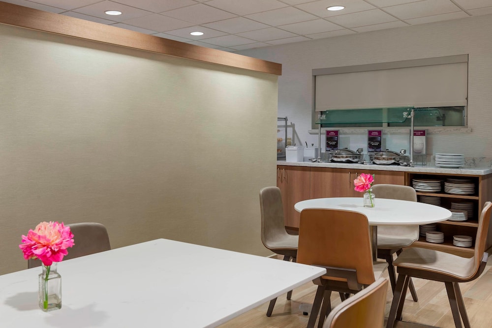 Residence Inn by Marriott Tampa at USF/Medical Center 8/34
