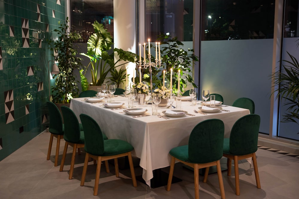 Holiday Inn London - Whitechapel by IHG 67/82