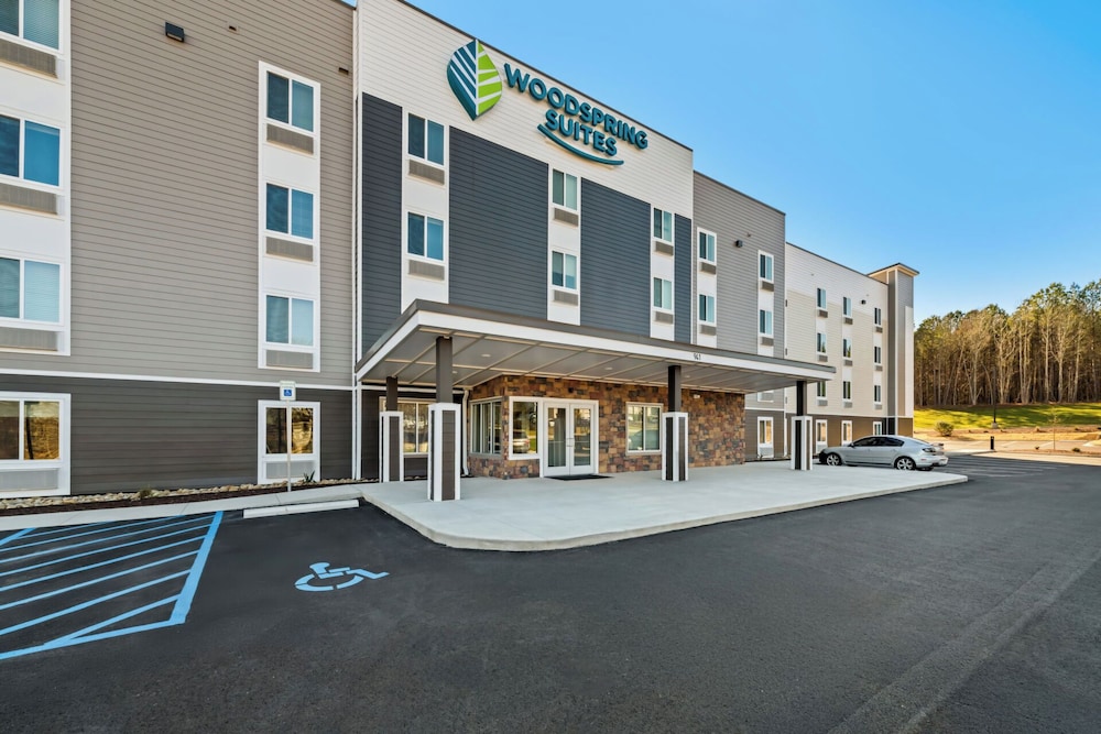 WoodSpring Suites Charlotte - Arrowood 50/60