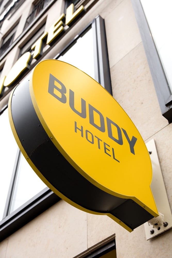Buddy Hotel 3/50