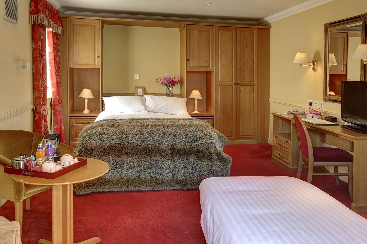 Quality, Deluxe, Queen Bed