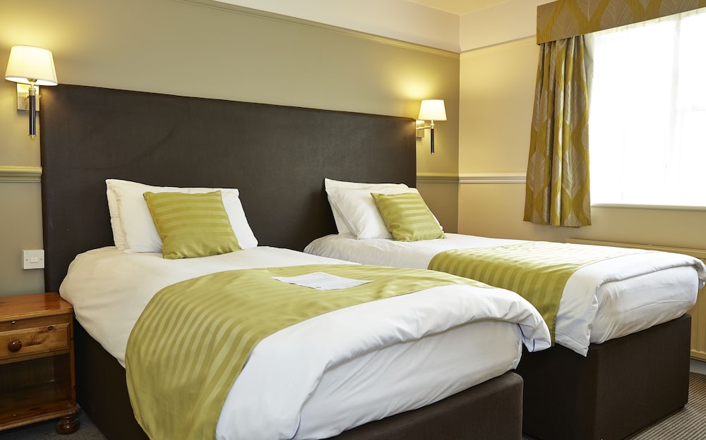 Room, Twin Beds