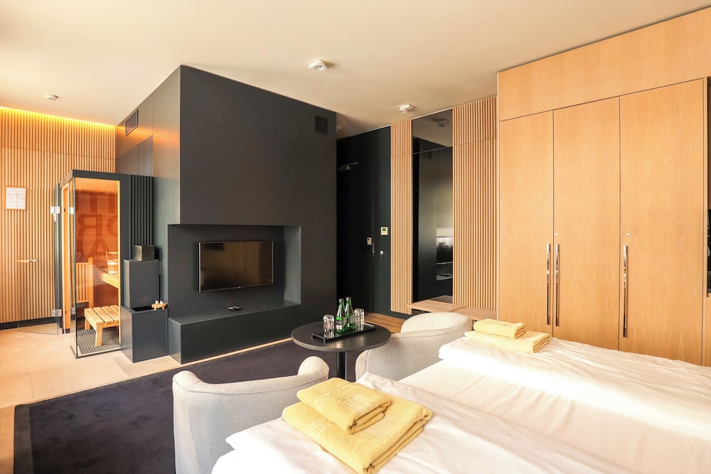 Apartment, King Bed, Sauna