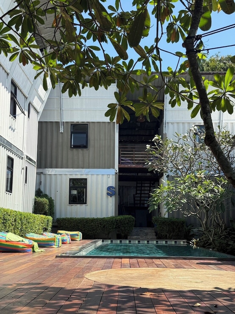 US Hostel Samui 62/67