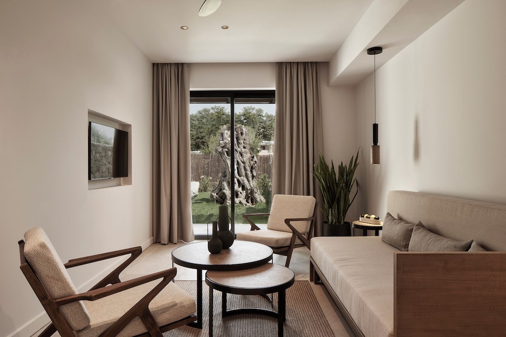 The Olivar Suites 17/50