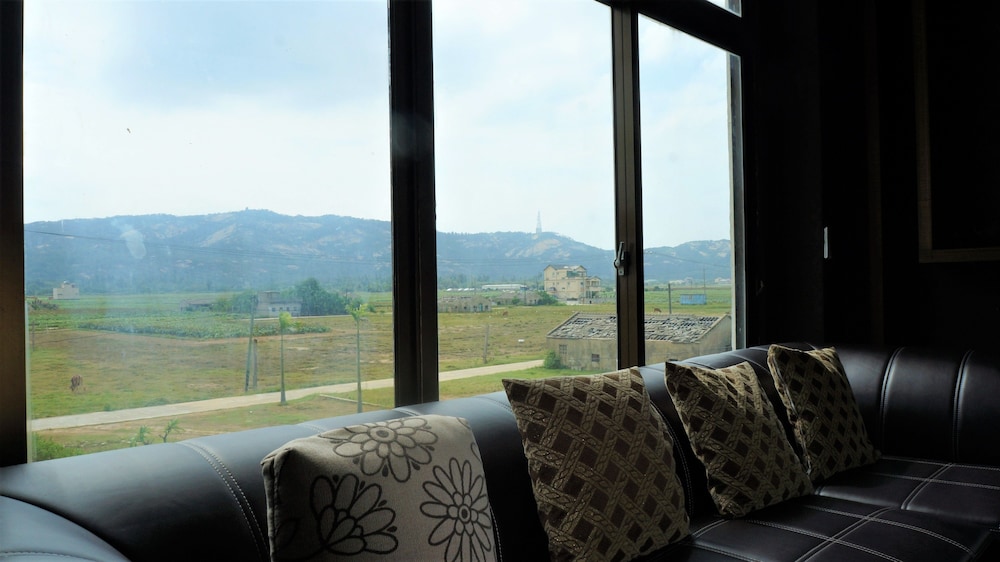 Jinsha Lake Side Hotel 27/49