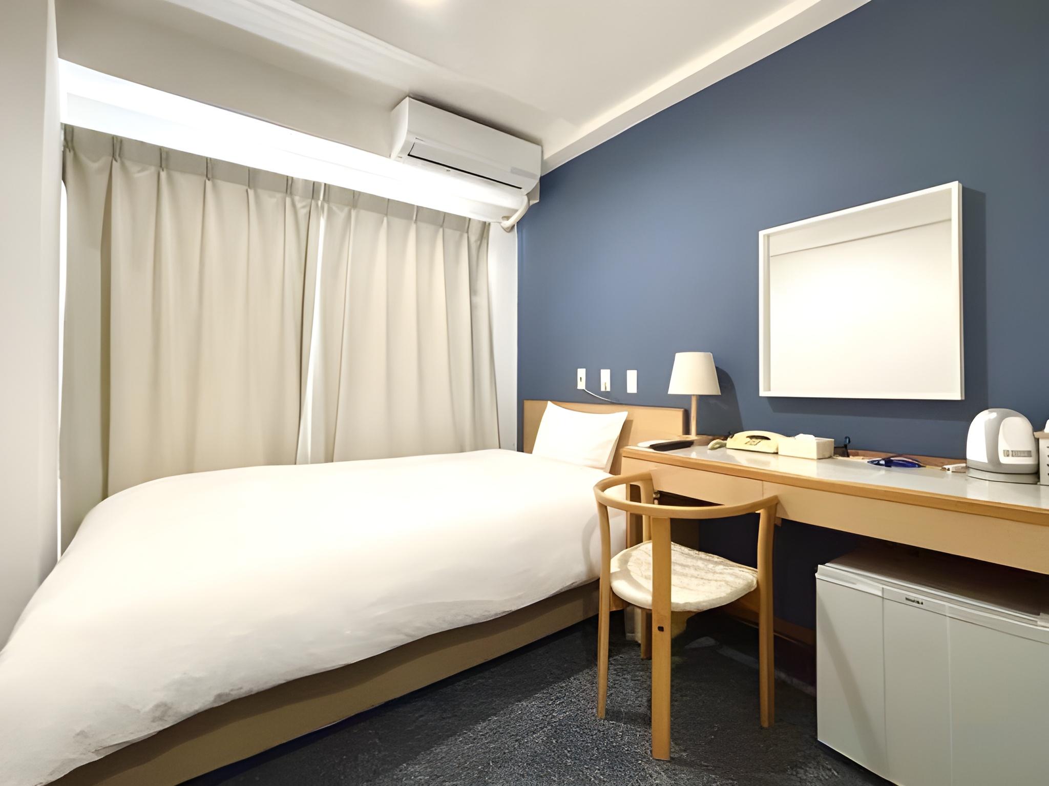Semi Room, Standard, Semi Double Bed