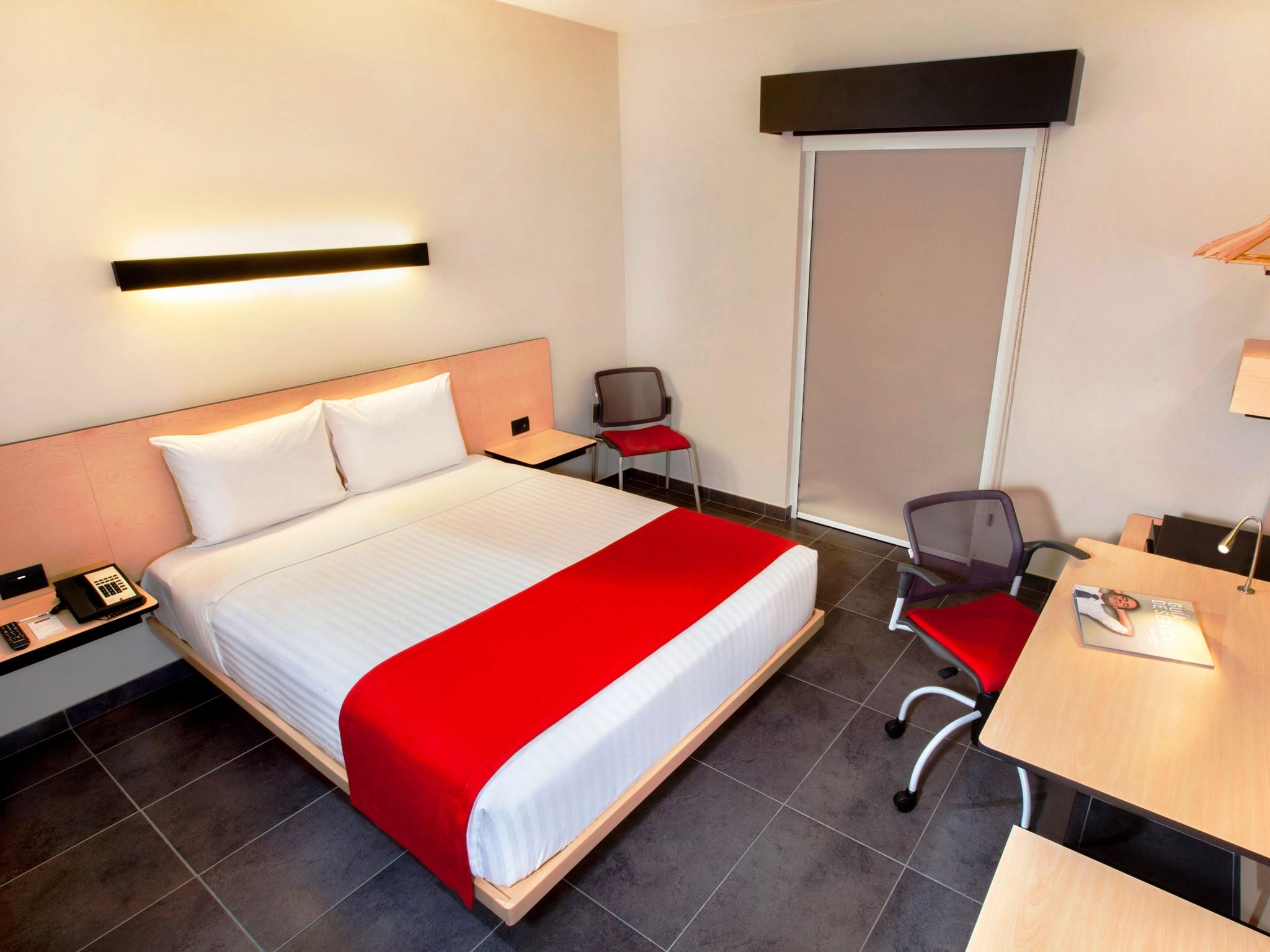 Standard, Double Bed