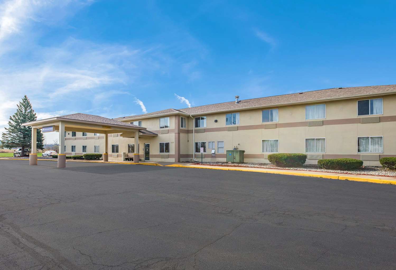 Americas Best Value Inn Charlotte Mi 4/30