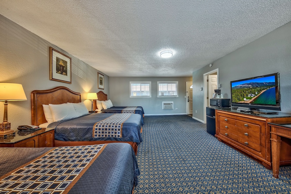 Lake Ridge Hotel 18/52