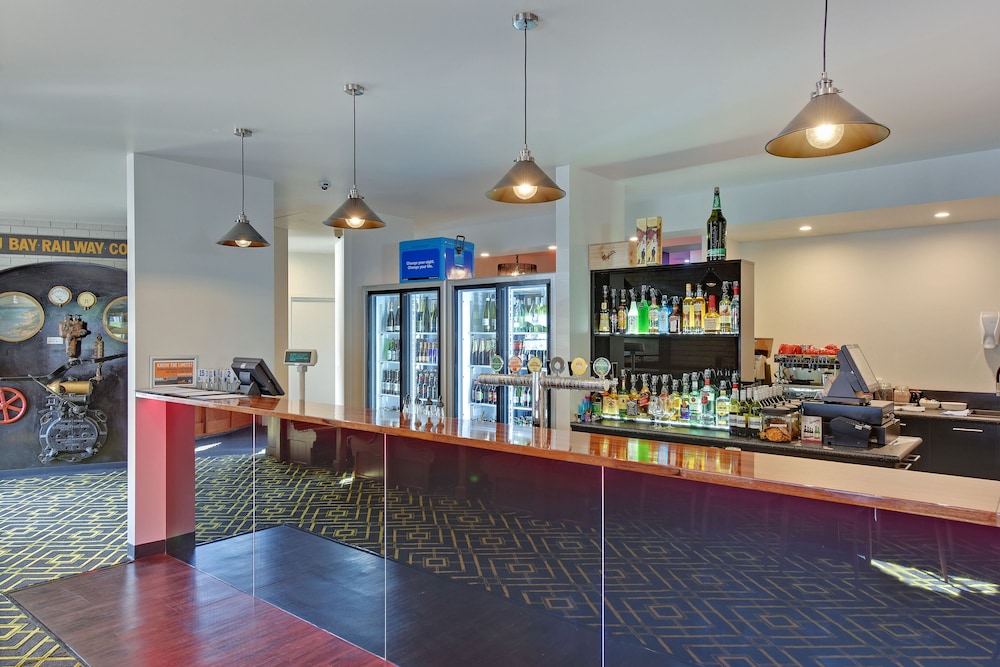 Burnie Central Townhouse Hotel 52/65