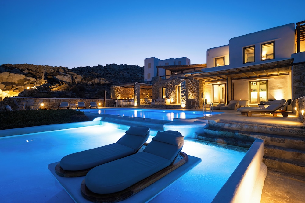 Amallini Suites 29/50