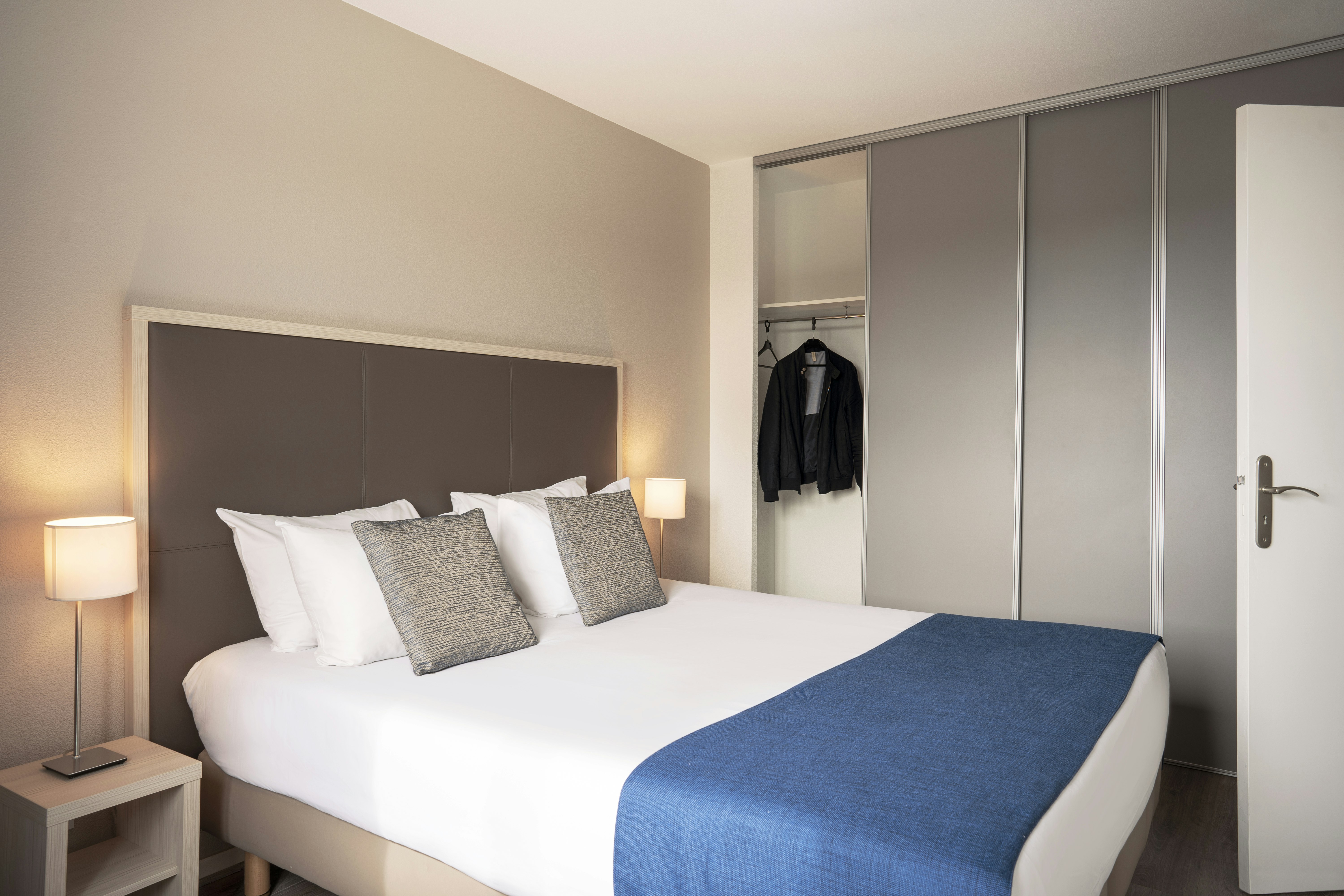 Sejours & Affaires Paris Vincennes 6/13