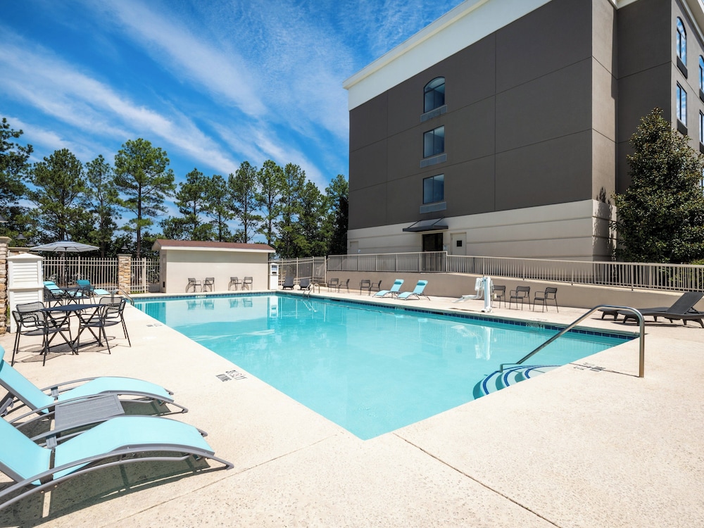 Holiday Inn Express Suites Augusta West Ft Gordon Area 8/69