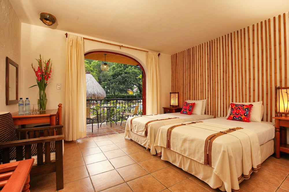 VILLA SANTA CATARINA 18/48
